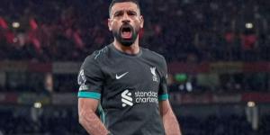 أنا من نجريج، محمد صلاح يلتقي بلدياته في ملعب أنفيلد (فيديو) معرفة نيوز