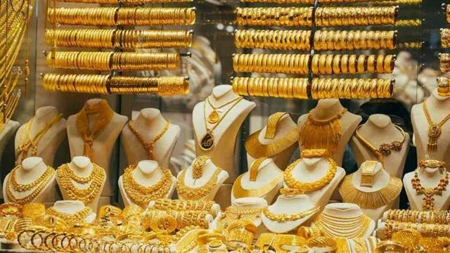 ارتفاع غير مسبوق في أسعار الذهب في الإمارات اليوم الاثنين وعيار 21 يسجل 414 23 درهم وسط تردد المستثمرين