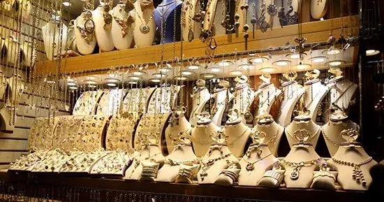 الجنيه الذهب اليوم السبت في مصر يسجل سعر جديد يصل إلى 50840 جنيهًا وسط تحركات ملحوظة في السوق